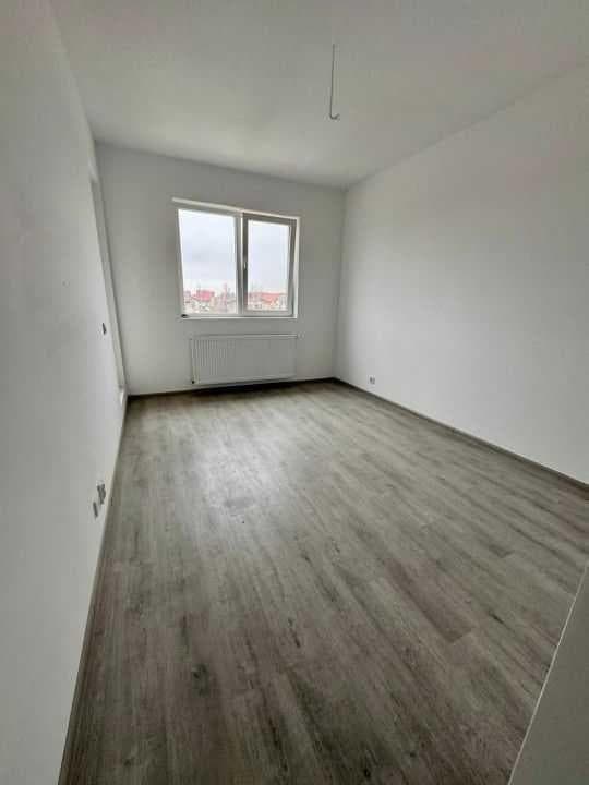 Garsoniera cartier Militari Residence - mutare imediata!!