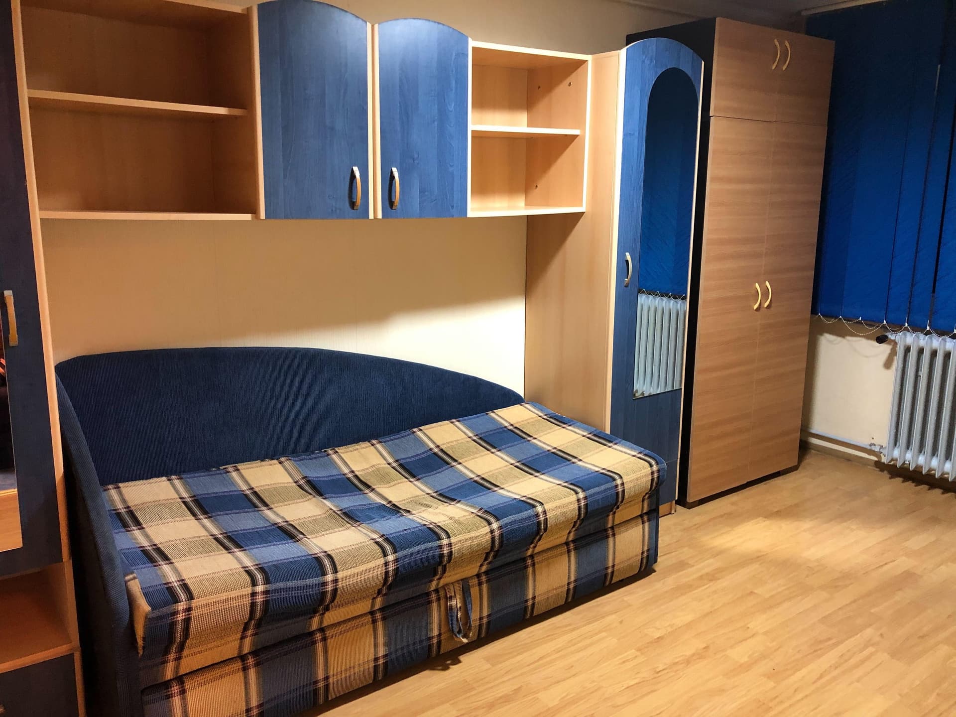 Vând garsonieră Drumul Taberei metrou la 3 minute