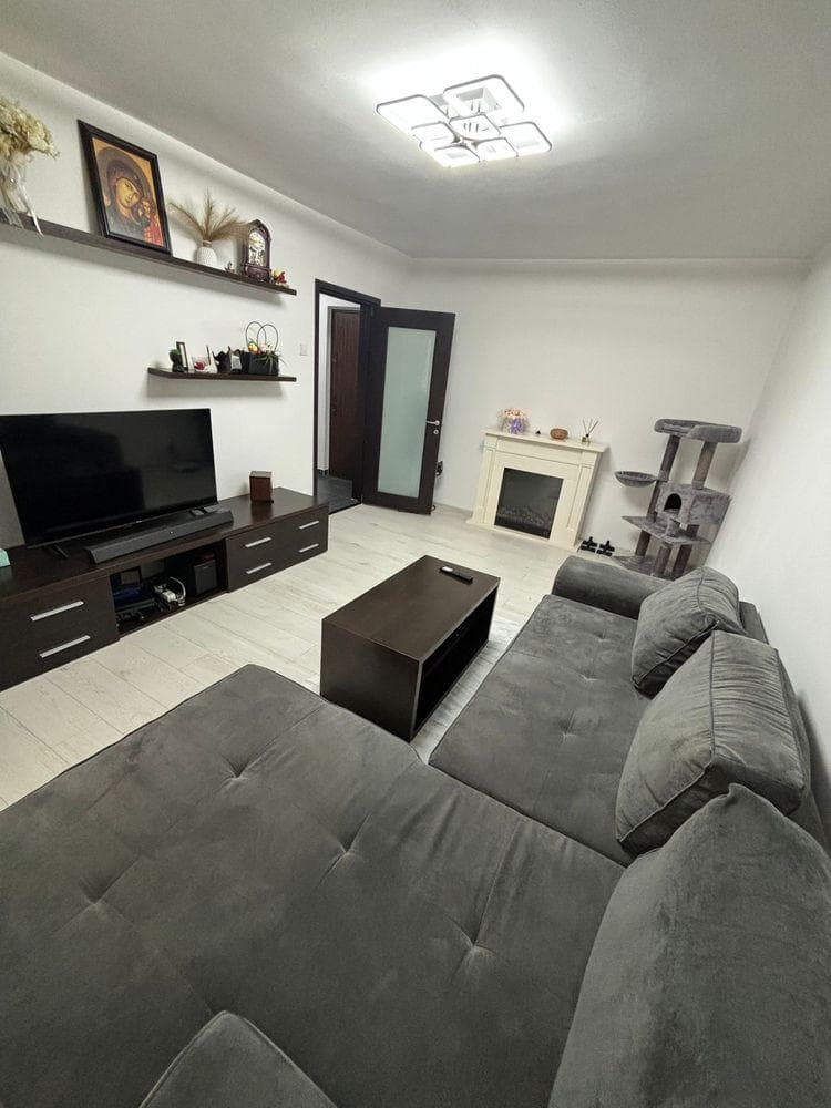 PROPRIETAR Vand apartament 3 camere (2 minute de Metrou Gorjului) - imagine 1