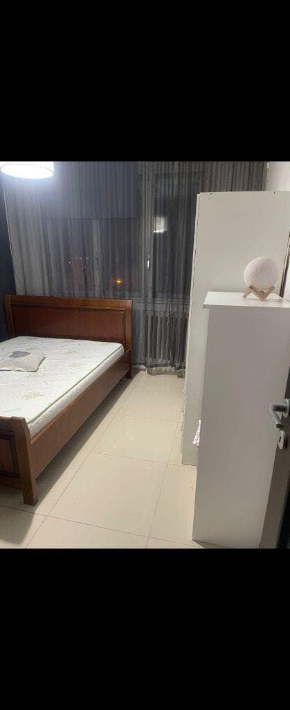 Camera de inchiriat in apartament