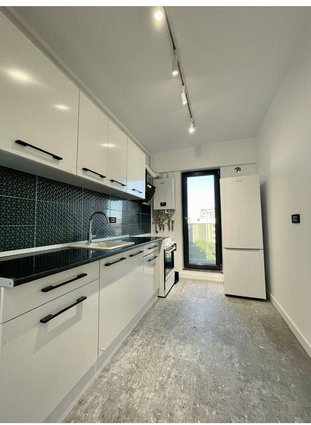 Grozavesti regie politehnica - imagine 1