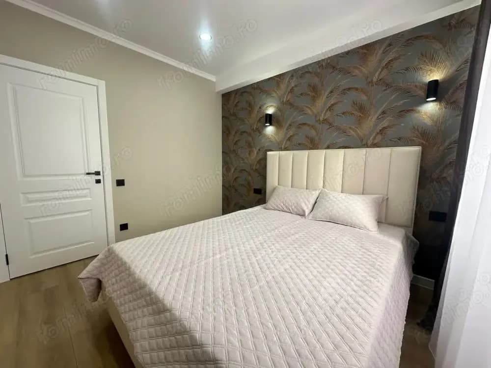 Apartamente 3 camere zona Baneasa - imagine 1