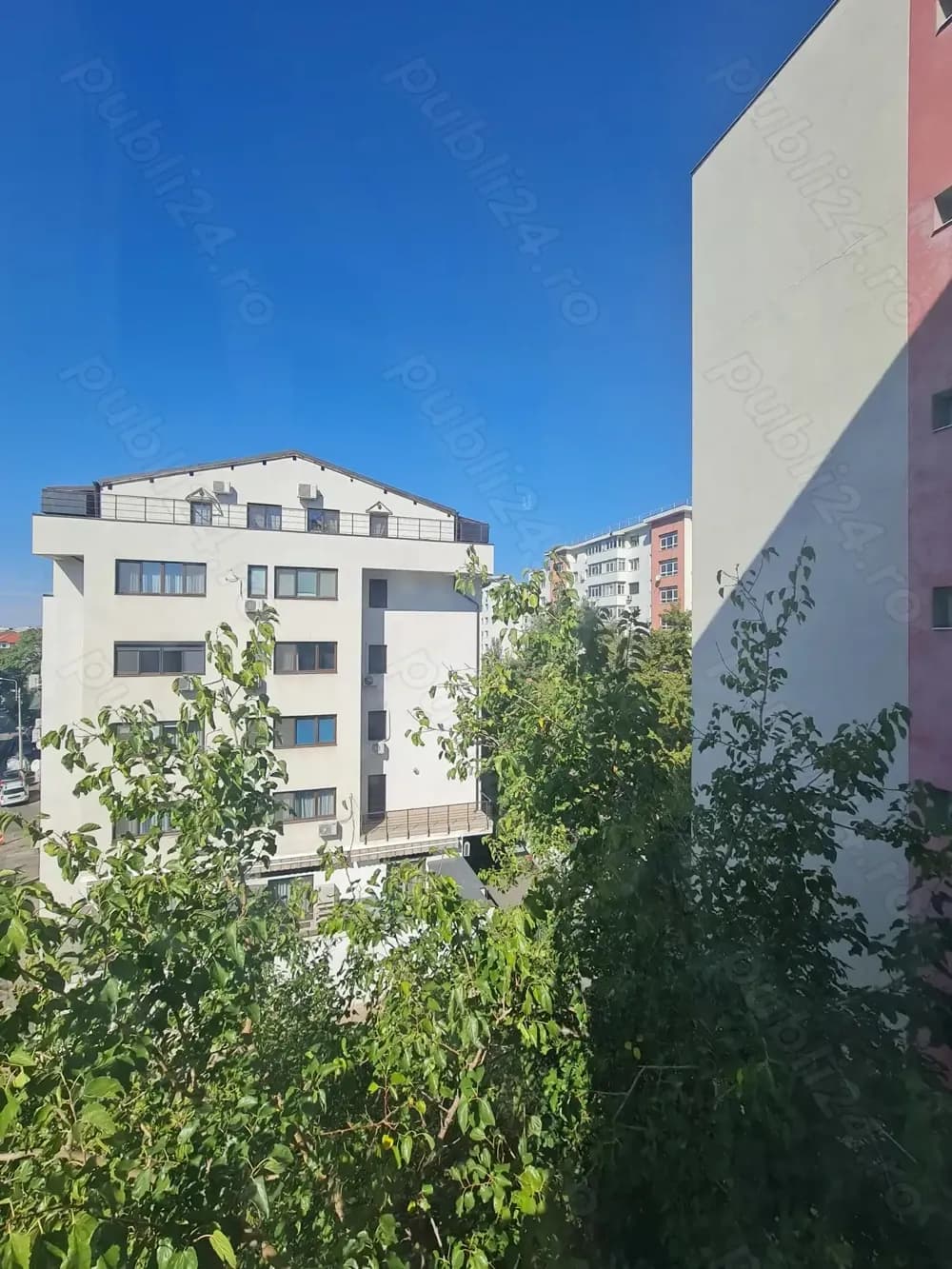 Apartament 3 cam. semidec. la 3 min. Metrou Gara de Nord