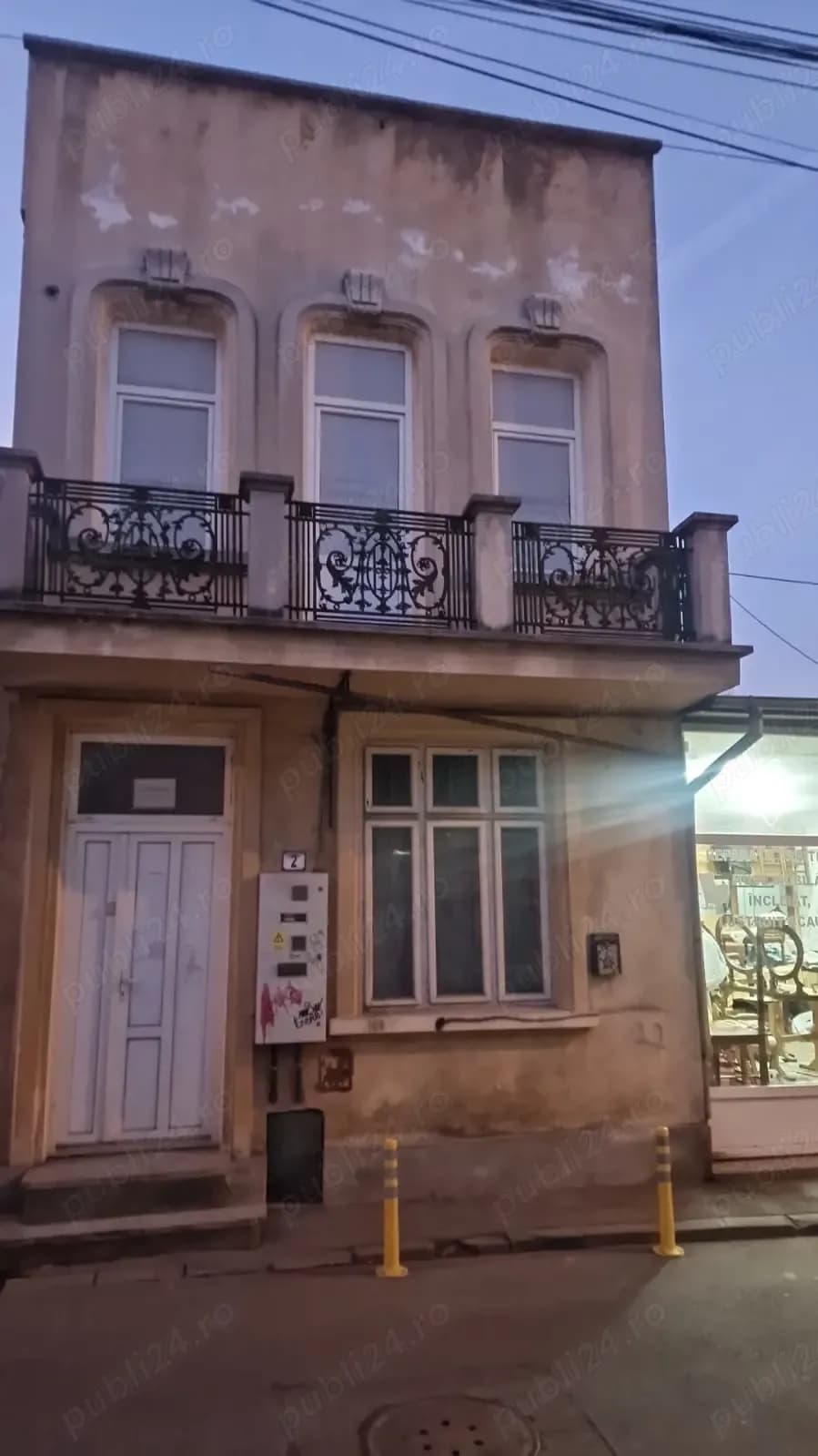 Casa de vanzare centru - imagine 1