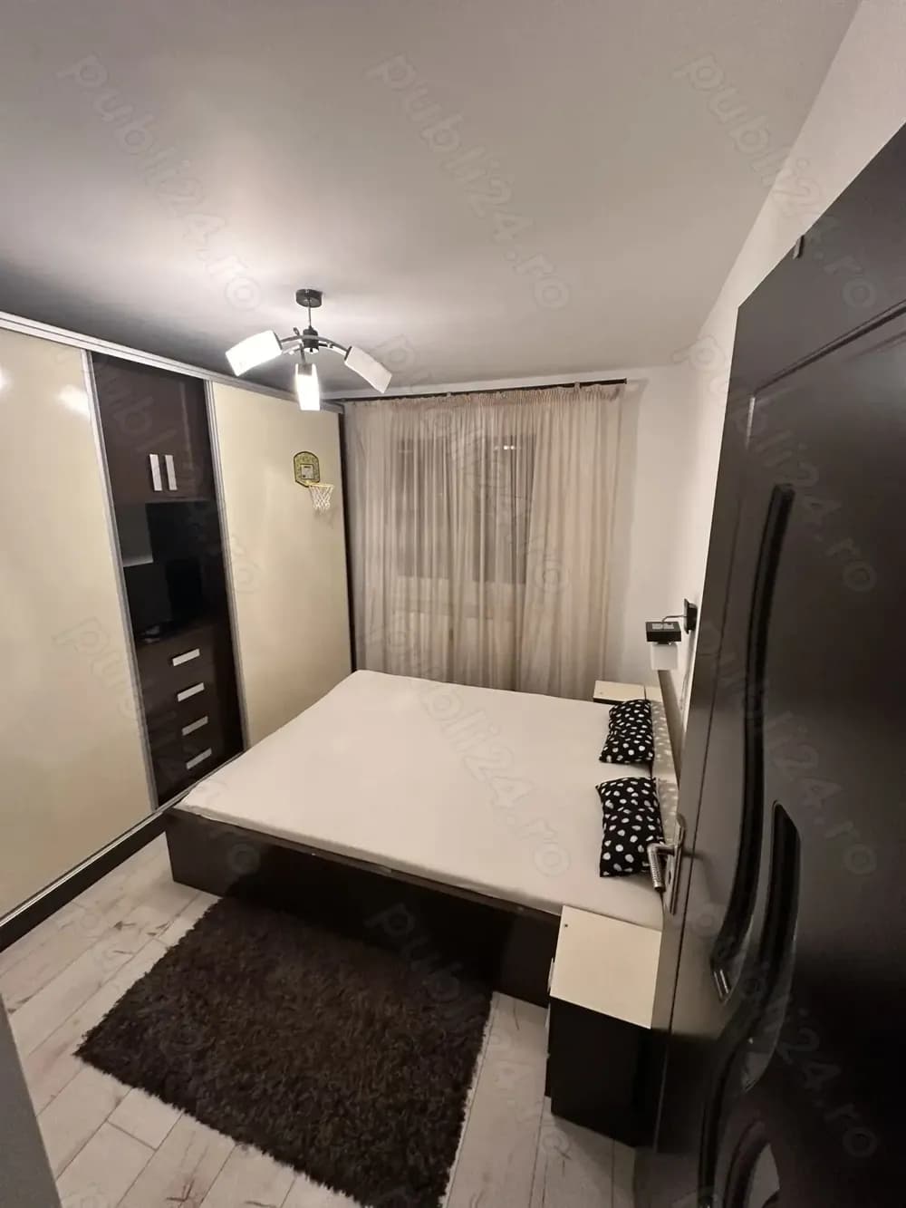 Apartament 2 camere de închiriat