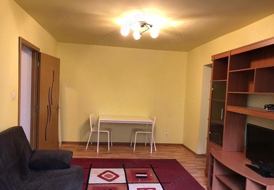 apartament cu 3 camere în zona Obor