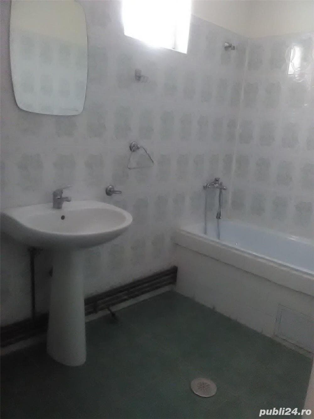 vila de inchiriat - imagine 1