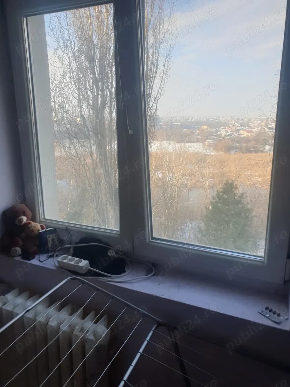 Proprietar: Garsonieră cu vedere la lac, vis-a-vis de Spitalul Pantelimon, Sector 2