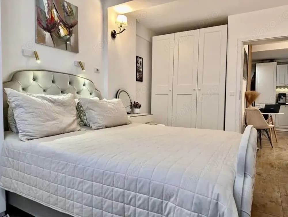 Proprietar-vand apartament 2 camere, recent renovat, modern, mobilat si utilat complet, bloc 2013