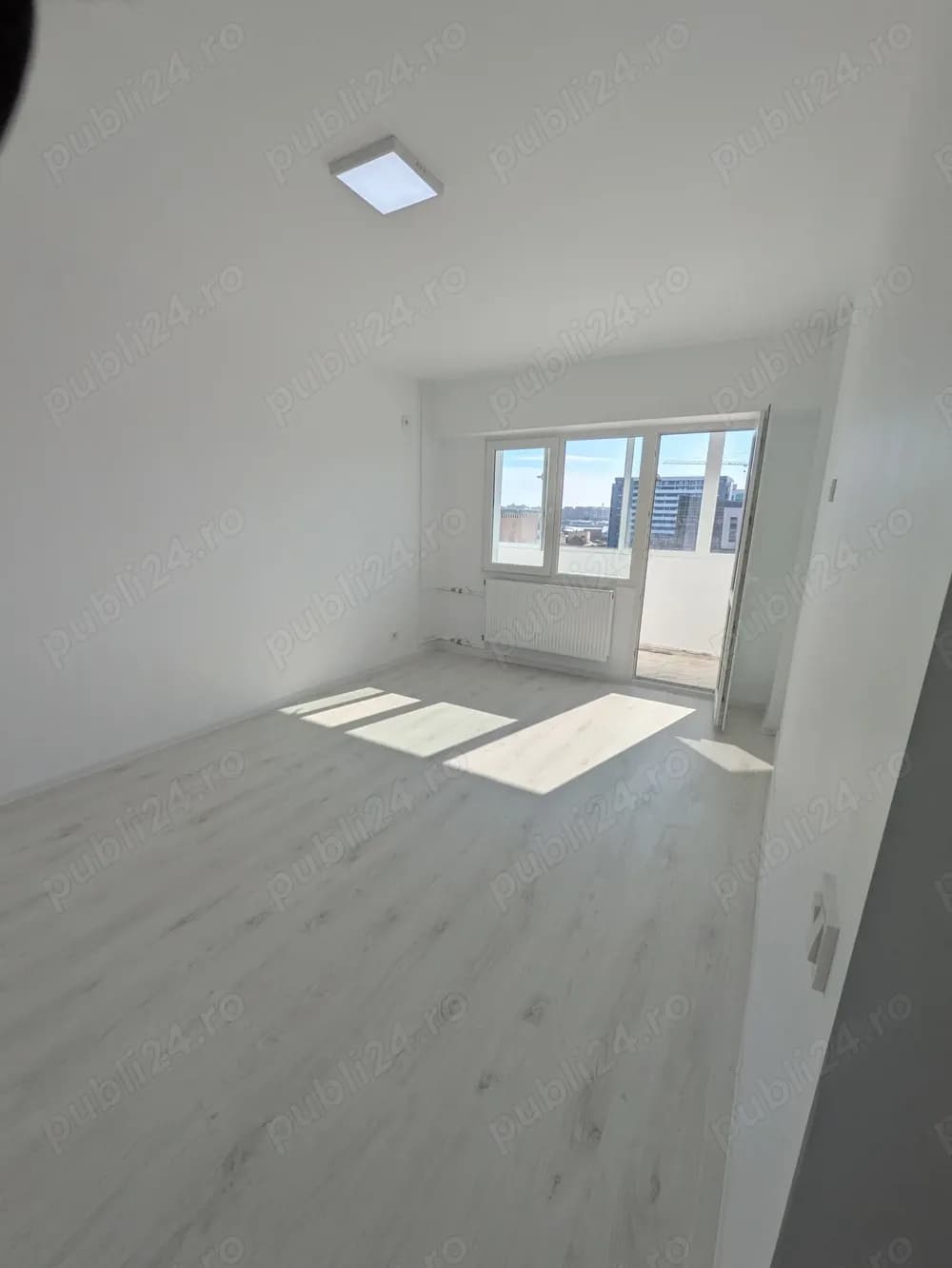 Proprietar Apartament 3 camere Bucur Obor - imagine 1