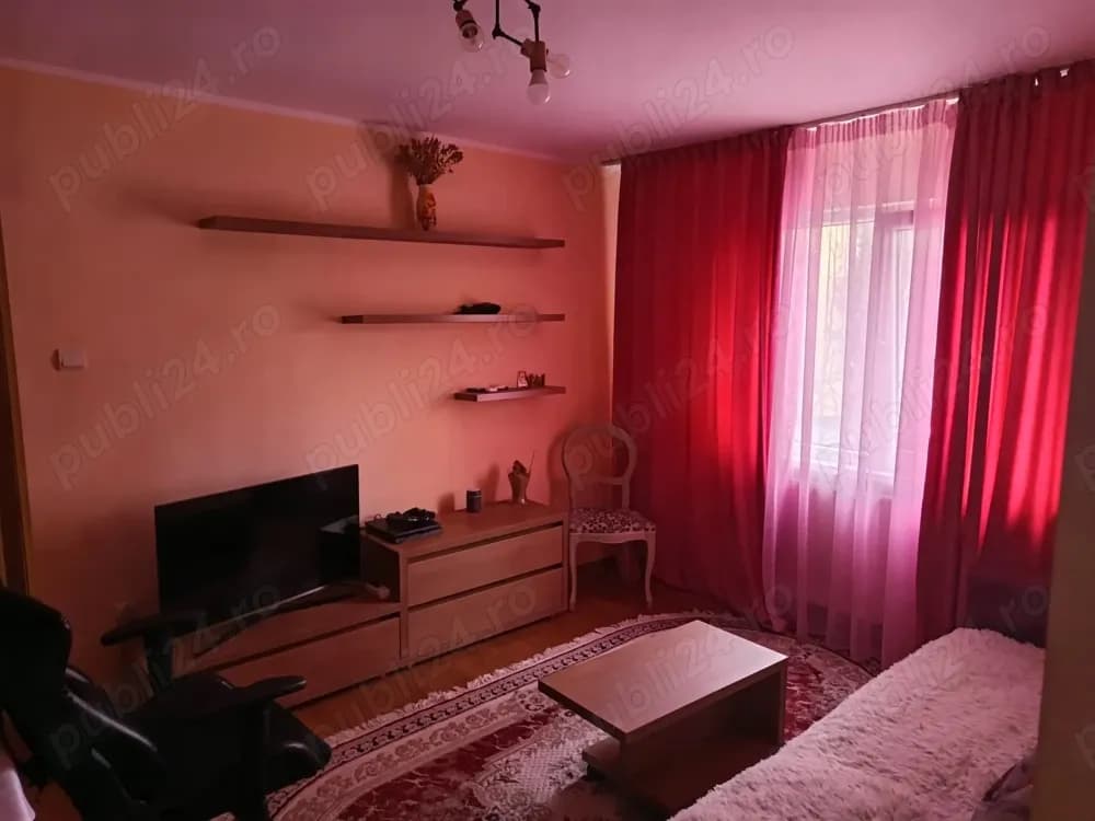 Inchiriez apartament 3 camere Manastur, 400 Euro - imagine 1