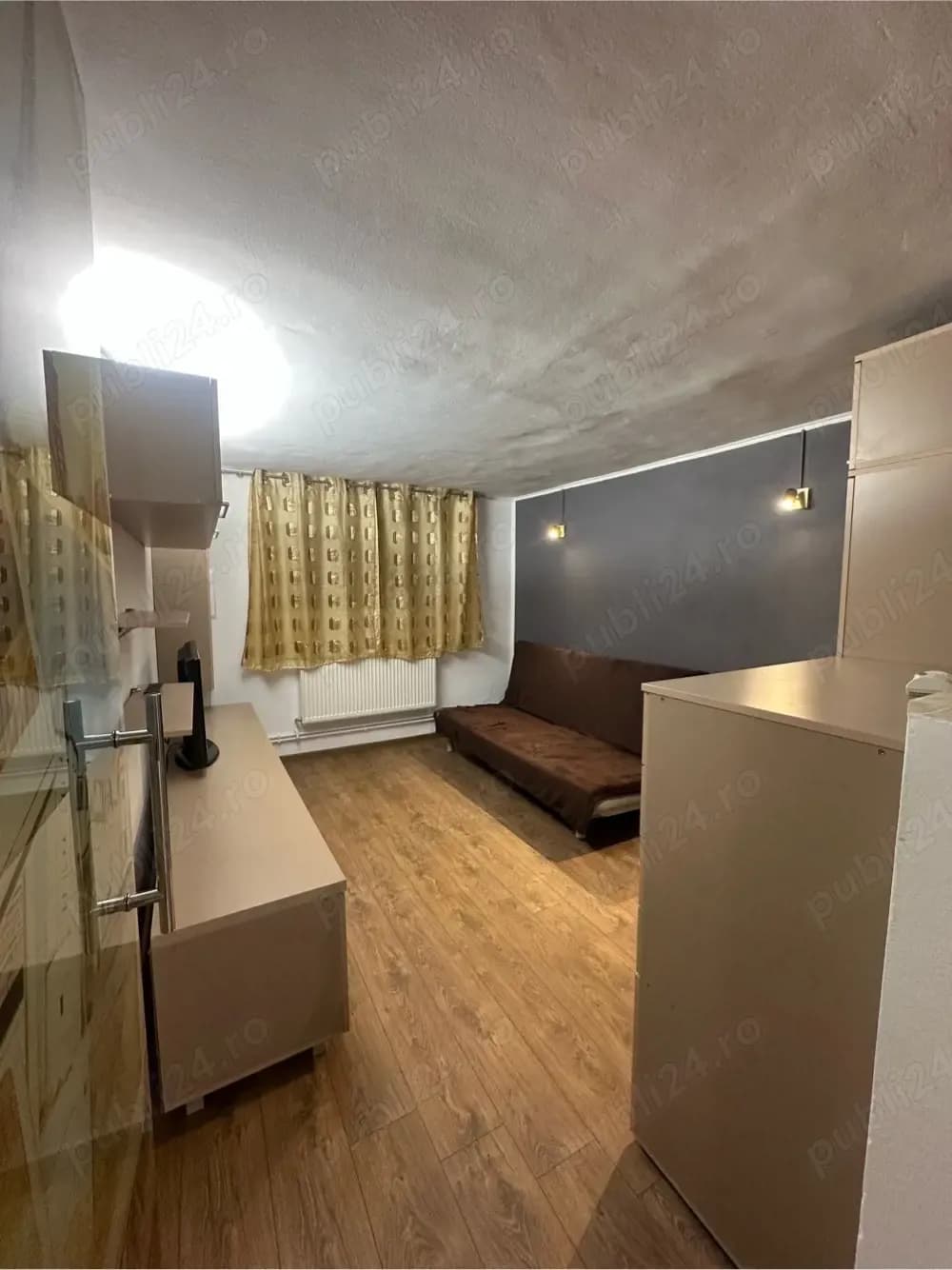 Garsoniera de inchiriat