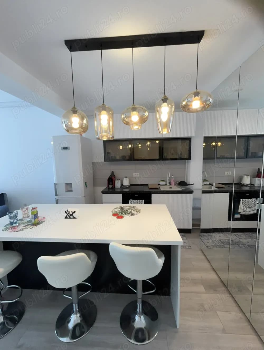 Închiriere apartament 2 camere lux, doar termen lung ,  Mamaia Nord