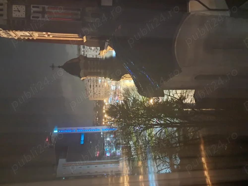 Apartament renovat modern cu centrala termica, mobilat situat în centrul orașului