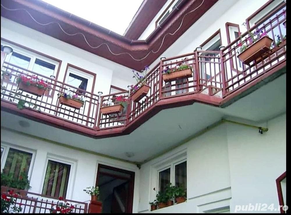 Vila zona Agricultori