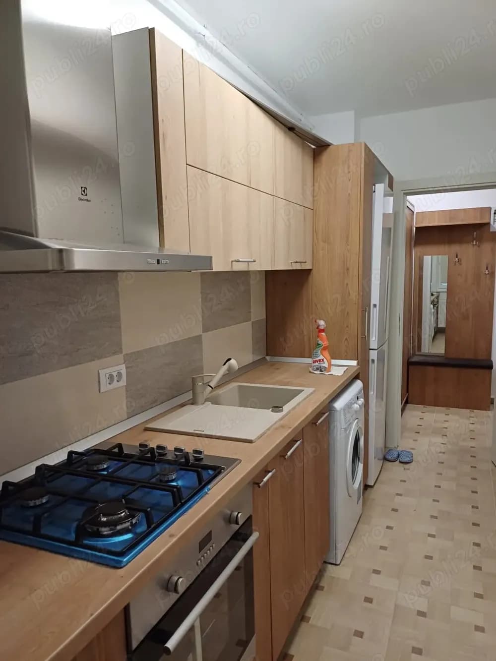 Închiriez garsoniera 34 mp zona Titan strada Postasului nr 29 - imagine 1