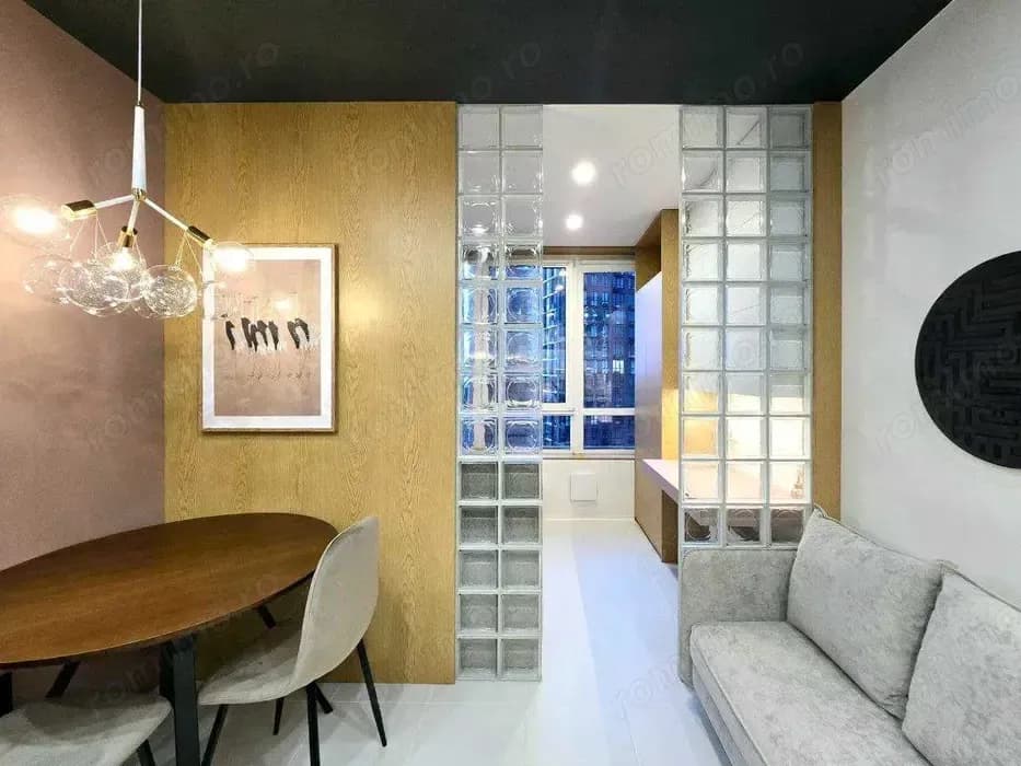 Garsoniera zona Titan