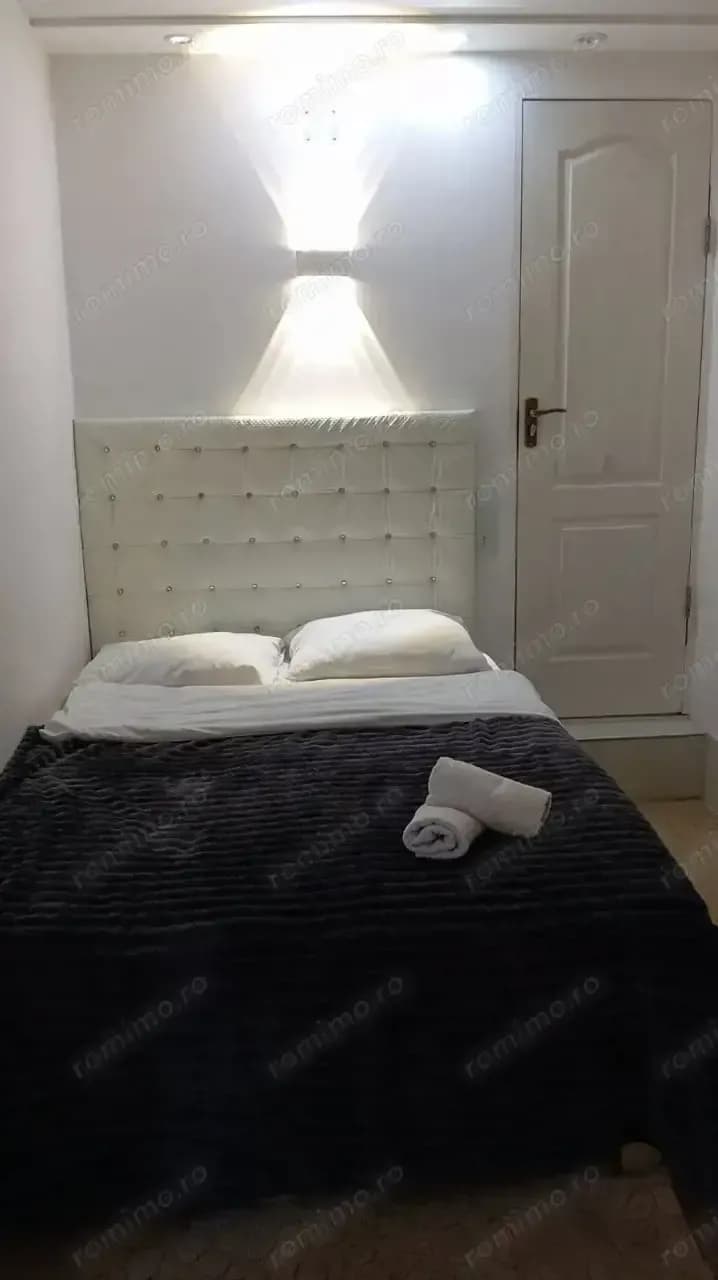 Garsoniera in zona Titan