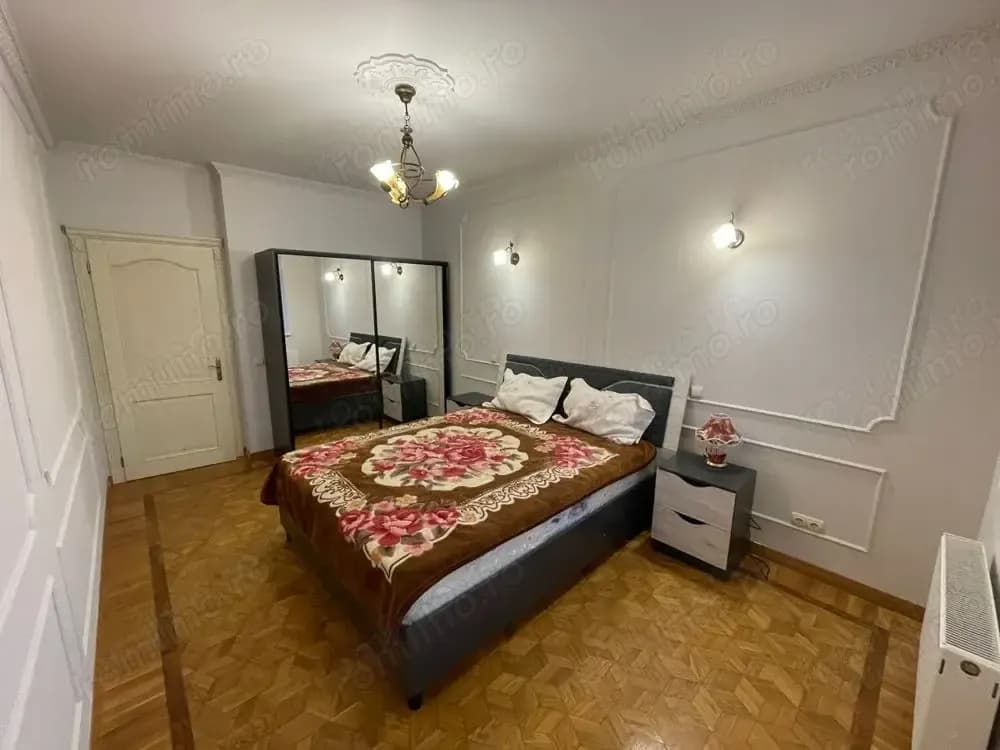 Apartament 3 camere zona Dristor