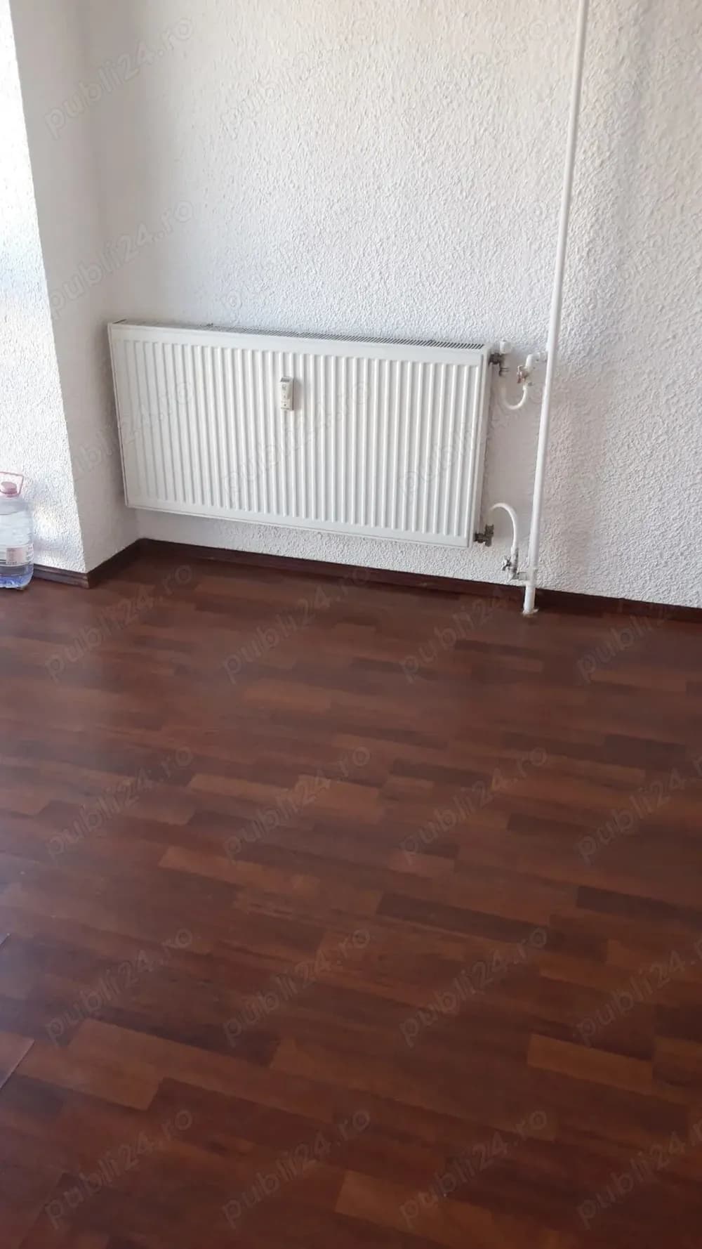 Închiriez apartament 3 camere unirii-coposu nemobilat