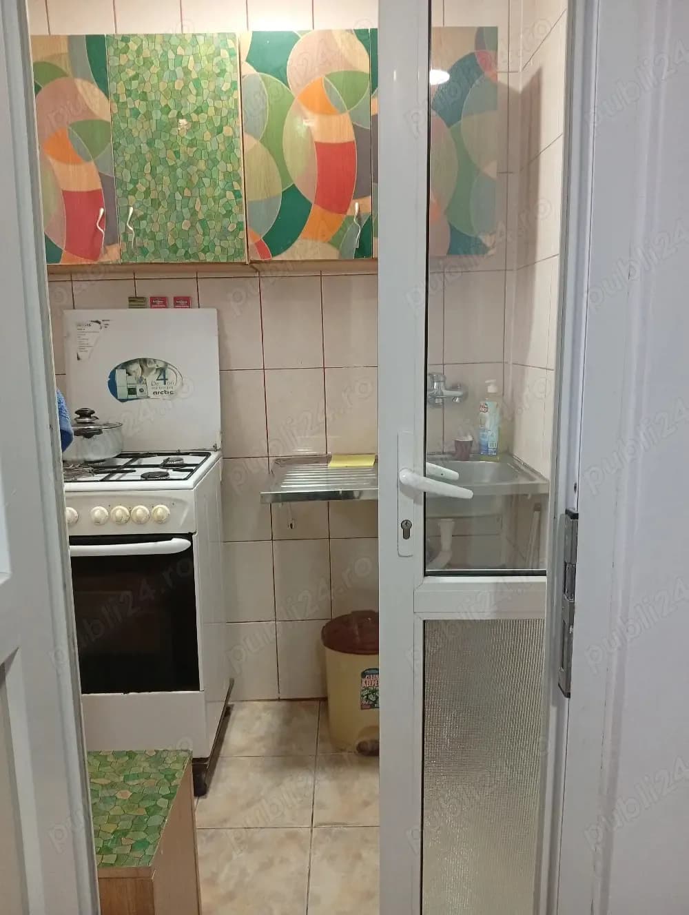 Vând garsonieră Cartier Titan Sectorul 3 - imagine 1