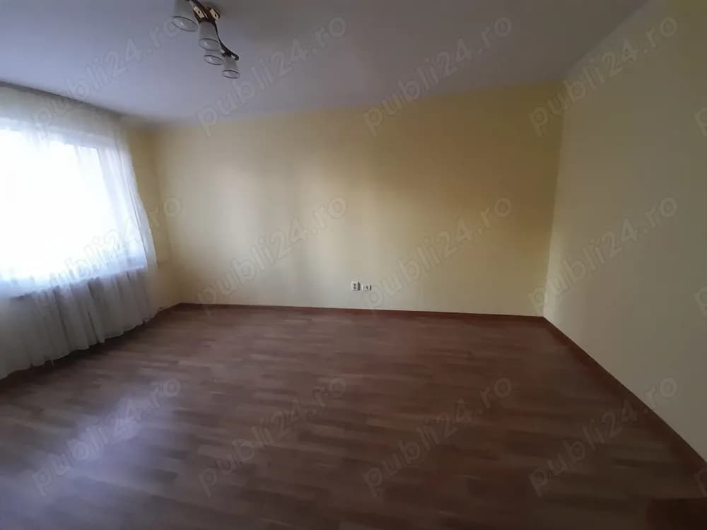 Garsoniera 35 mp Titan - metrou 1 Decembrie 1918 - imagine 1