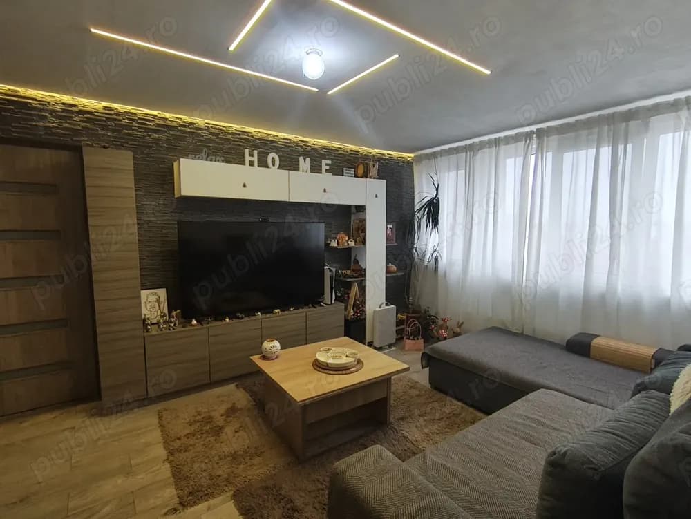 Vând apartament 3 camere zona Titan, mobilat modern