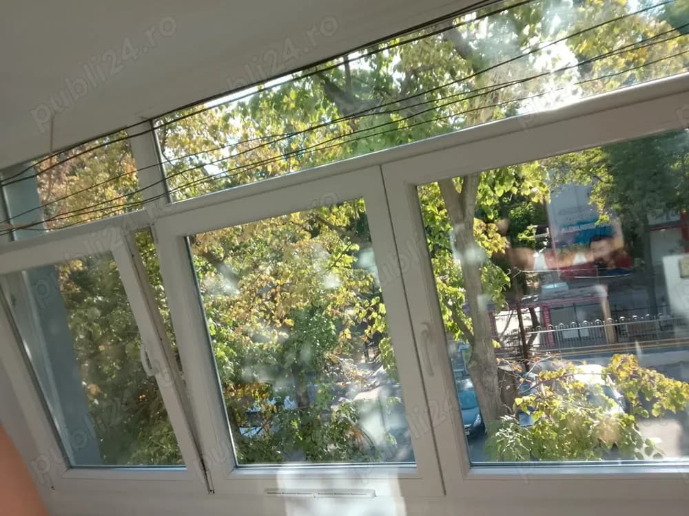 Proprietar, vând apartament 3 camere, 60 mp.,Parc IOR-Titan, Etajul 2 din 4 București