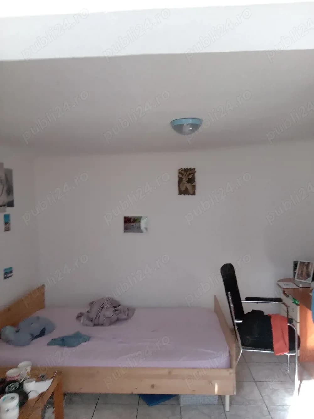 Casă la curte pe parter, situată la 300 metrii de metrou Mihai Bravu