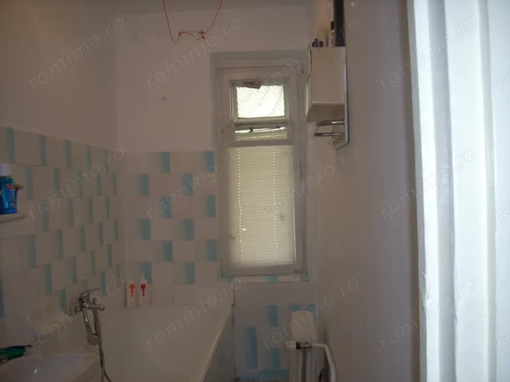 225 EUR Garsoniera Berceni Oltenitei sector 4