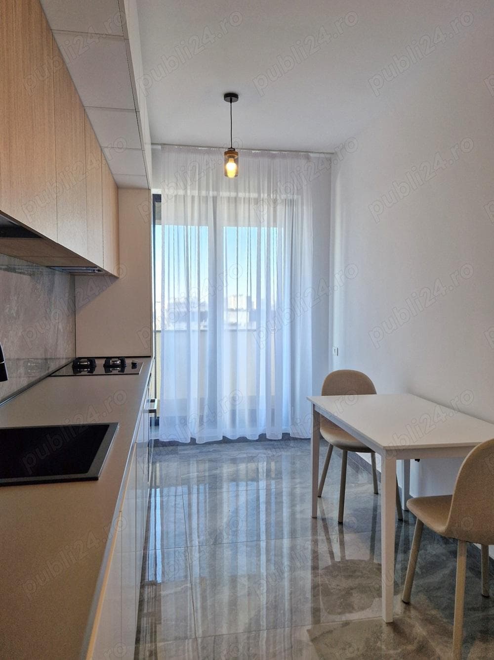 Apartament de lux cu terasa, complet utilat