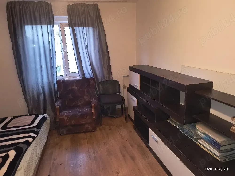 Inchiriez camera unui baiat singur. Km 4 5 - imagine 1