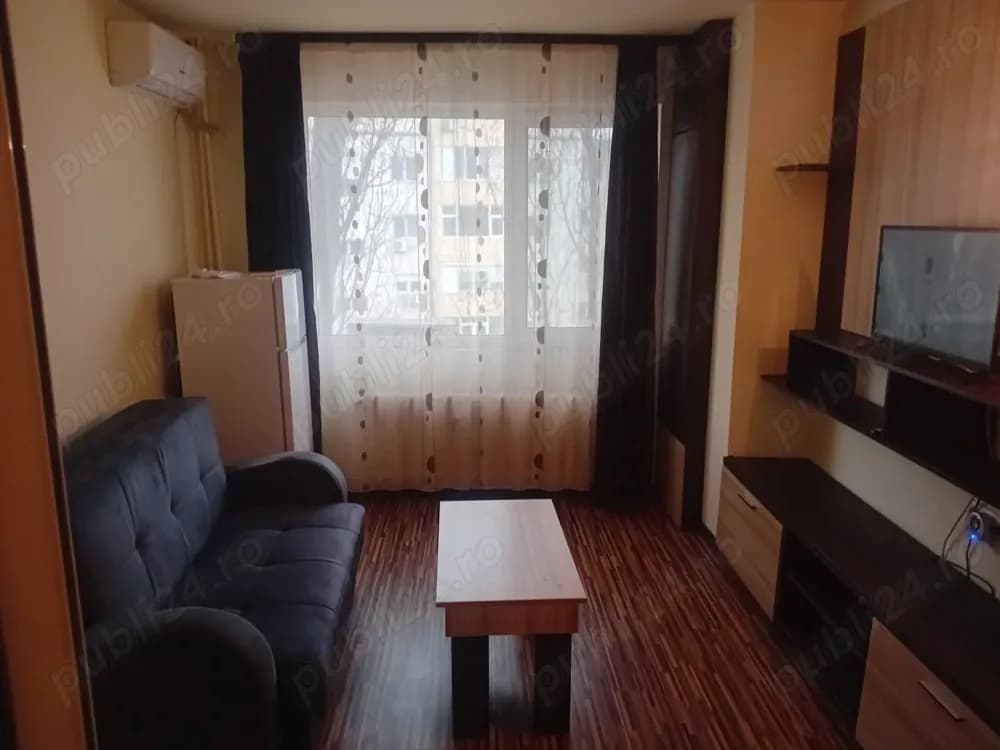 Vând garsoniera semidecomandata zona Far - imagine 1