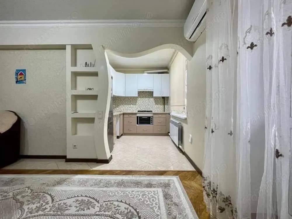 Apartamente 3 camere zona Aparatori Patriei