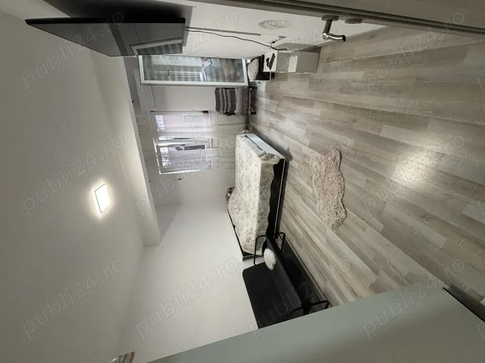 Garsonieră decomandată de vânzare - imagine 1