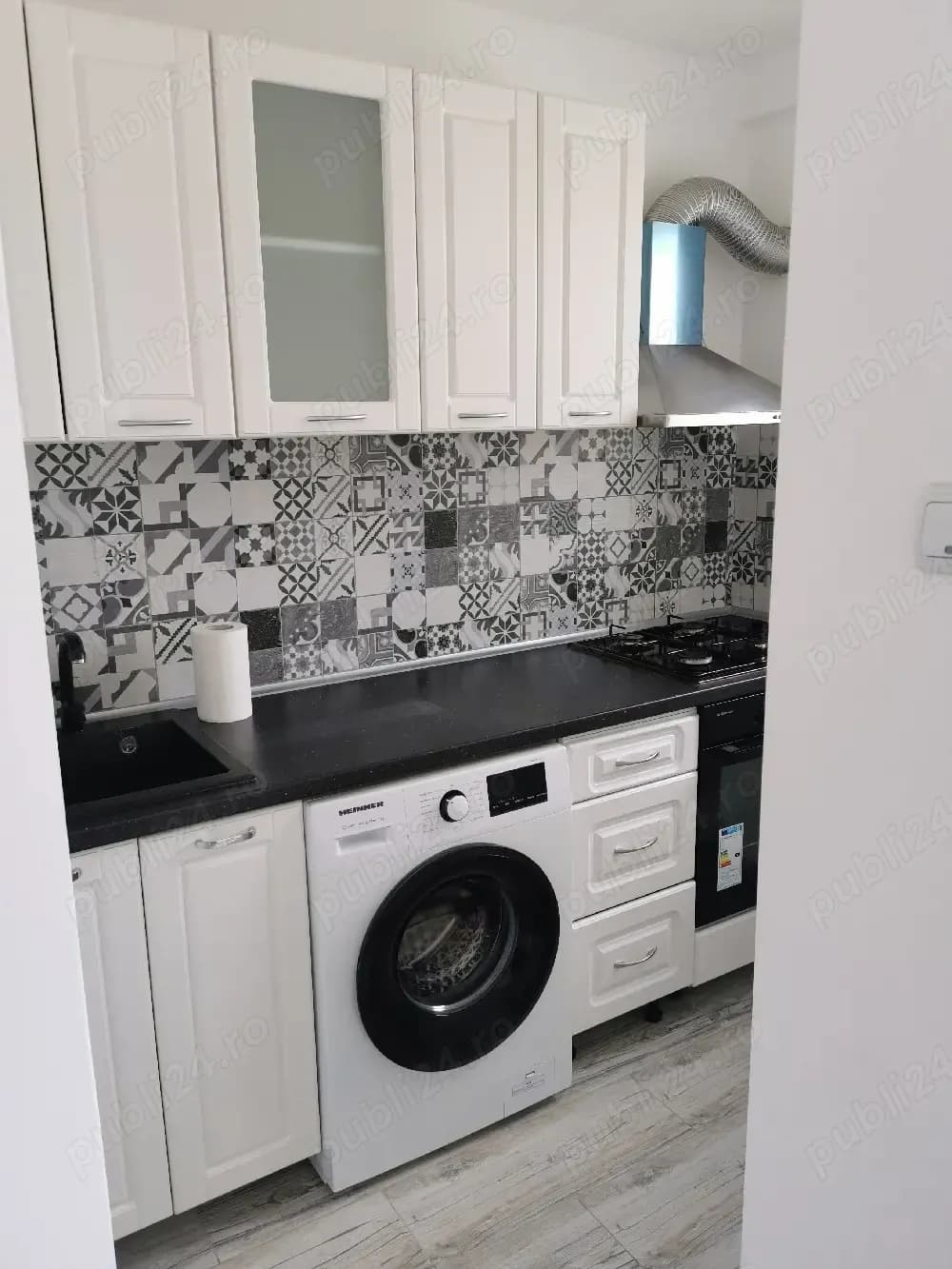 Proprietar vând garsoniera