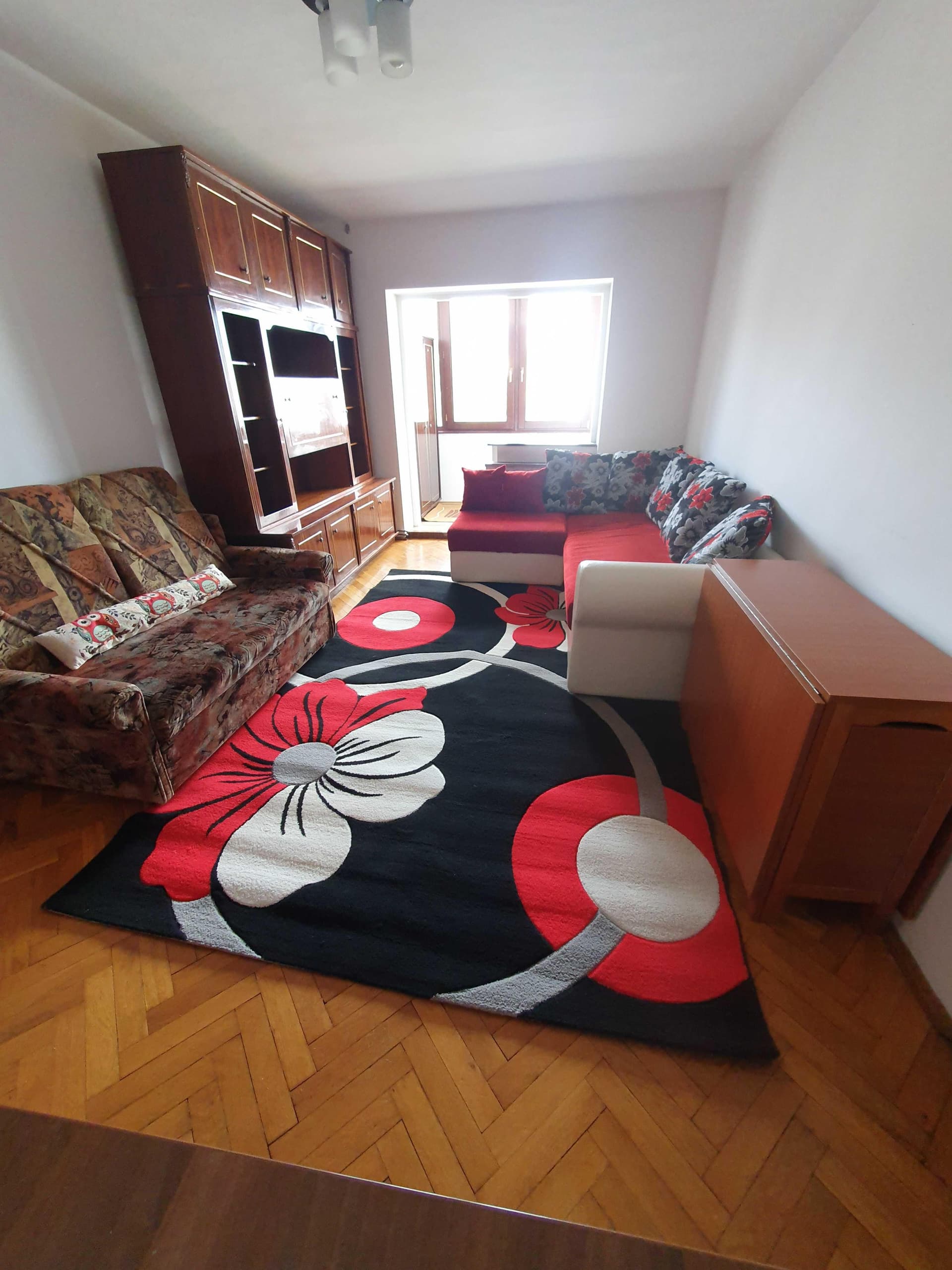 Persoana fizică vând apartament cu 4 camere str Ion Meșter nr.4 - imagine 2