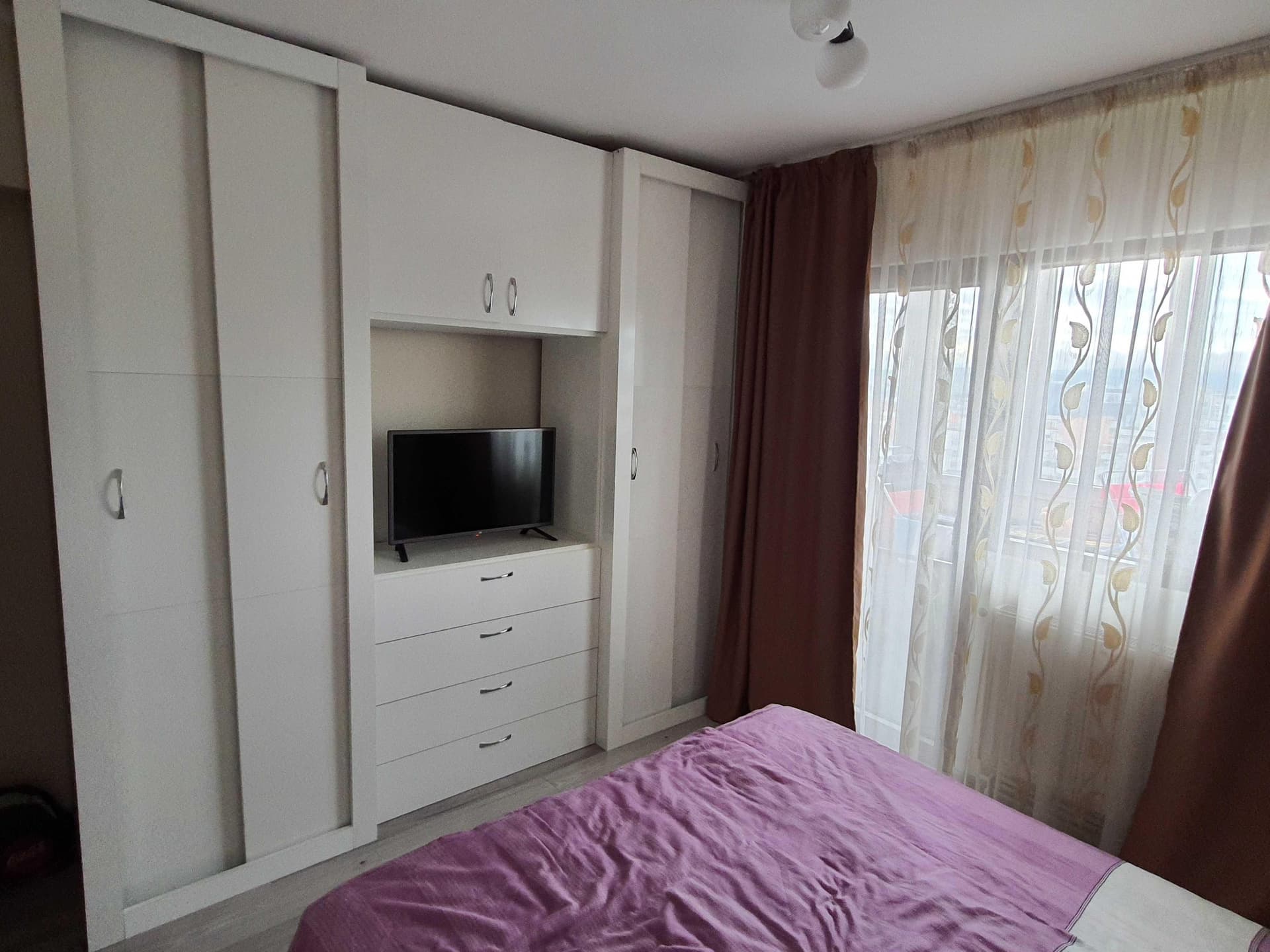 Vand Apartament 2 Camere In Cartierul Marasti - imagine 3