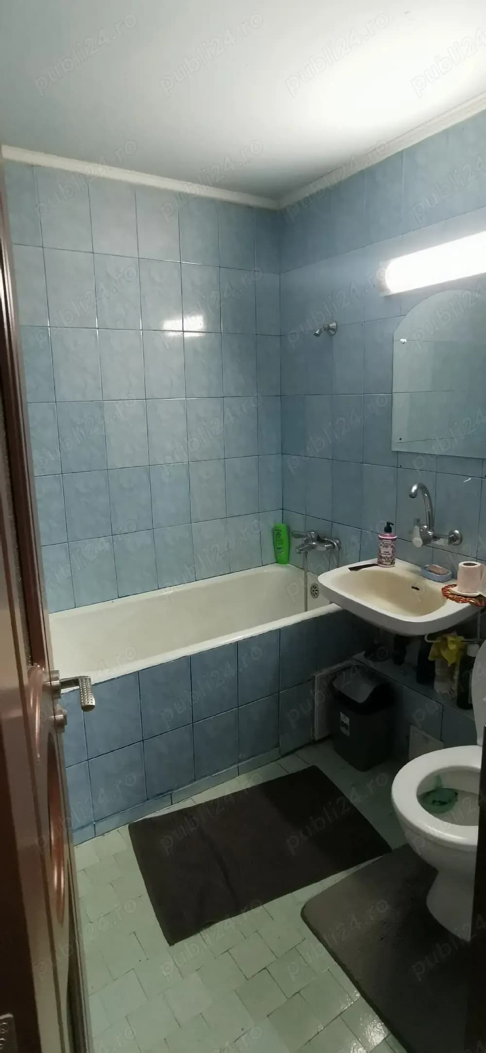 Particular vând apartament 2 camere   Zona Sura Mare - imagine 1