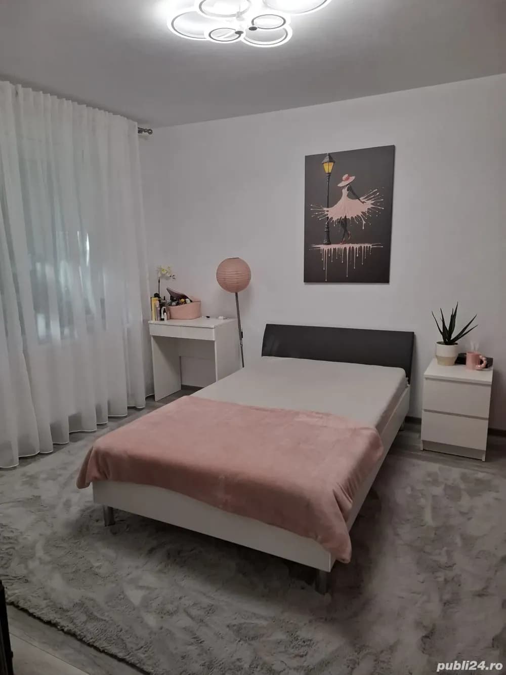 Vând apartament 3 camere, P 4