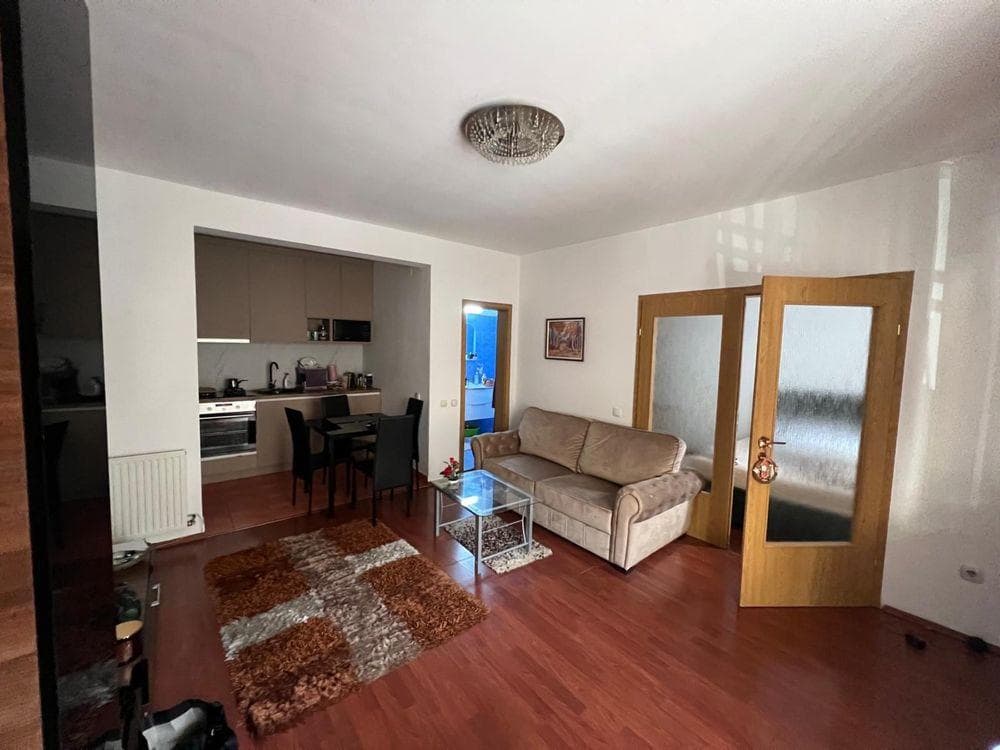 Vand apartament central - imagine 1