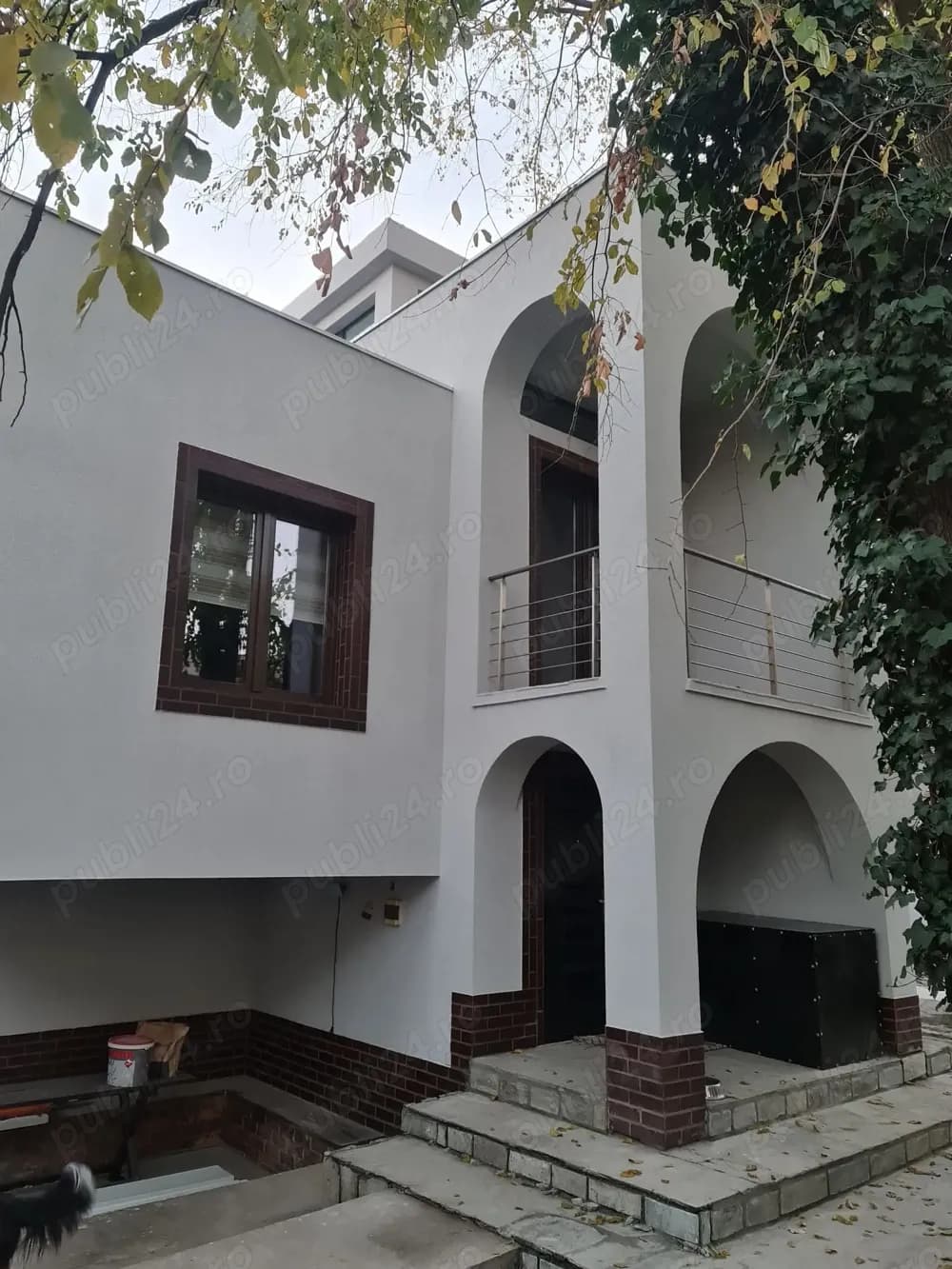 duplex grand arena bucuresti P+1,188 mp util ,312 teren ,living ,4camere,2 bai,bucat +2 hol