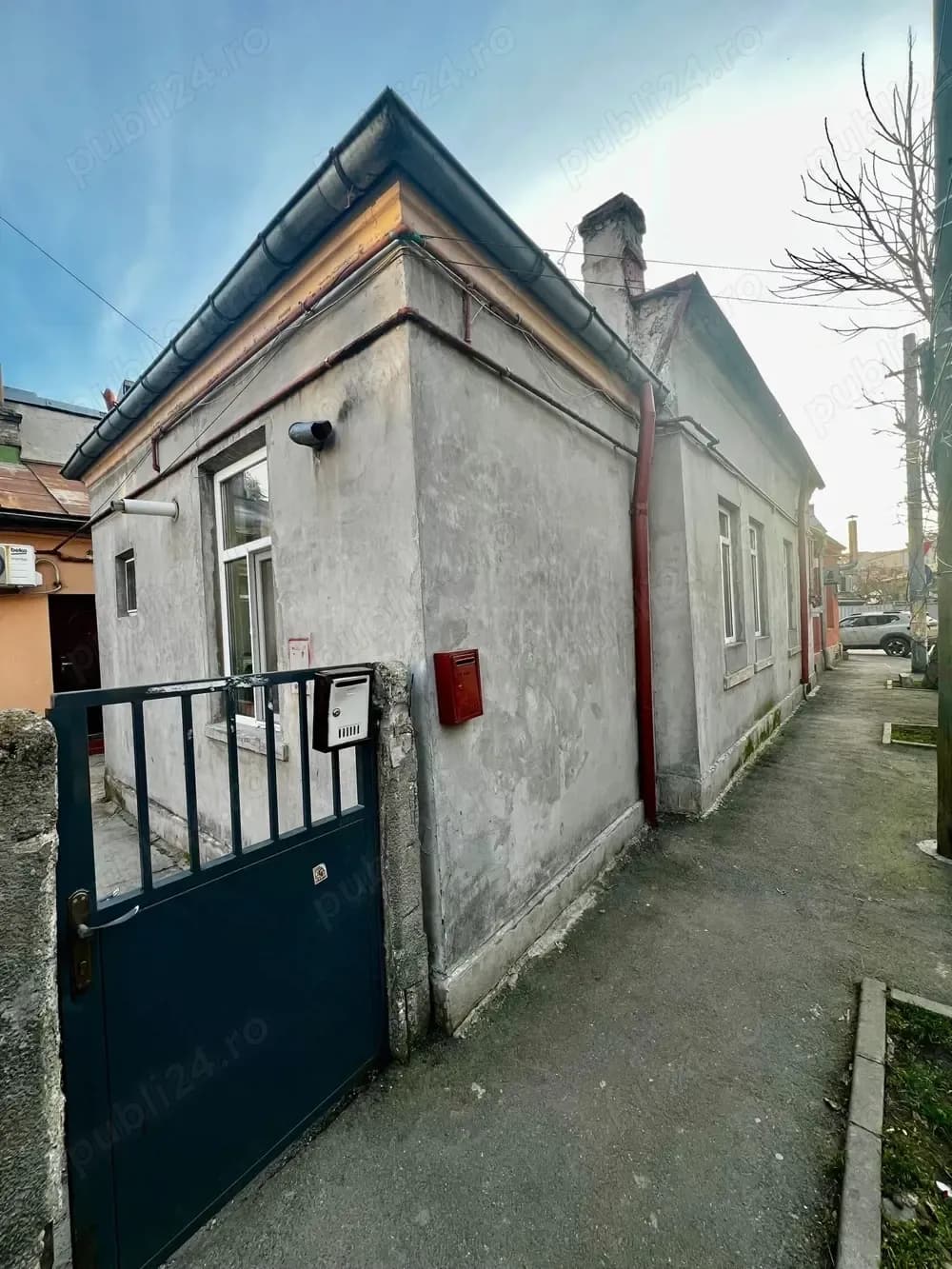 Vand casa 41mp si cota indiviza curte comuna langa metrou Tineretului - Timpuri Noi