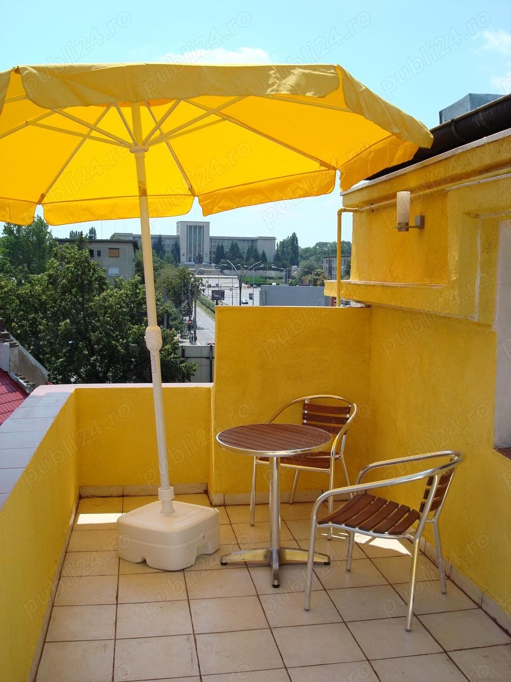 Particular camera cu terasa - 175E, Pod Mansadat -175E