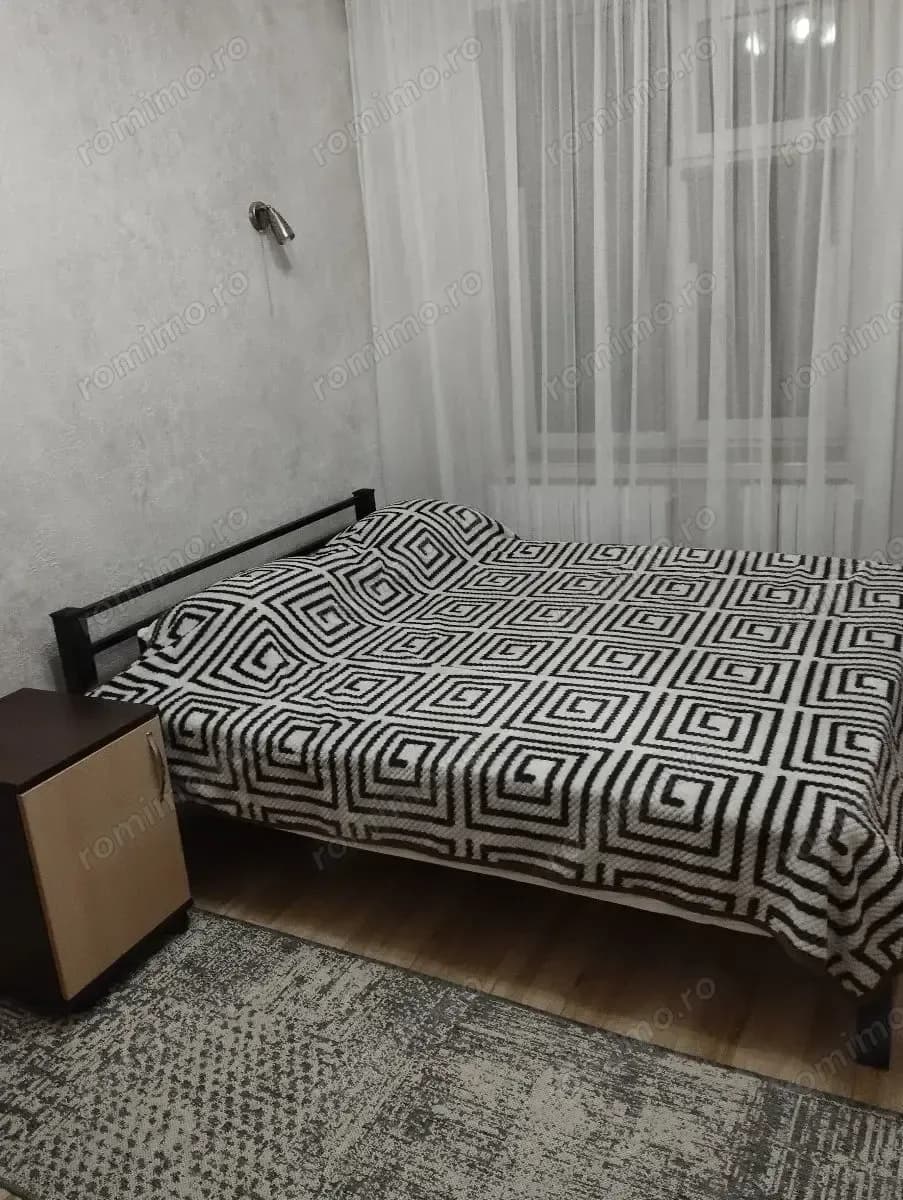 Garsoniera in zona Cotroceni aproape de metrou Academia Militara