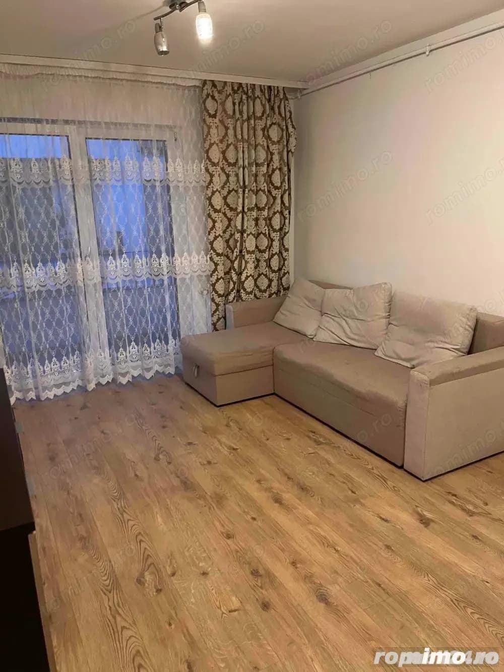 Apartamente 2 camere zona Salaj