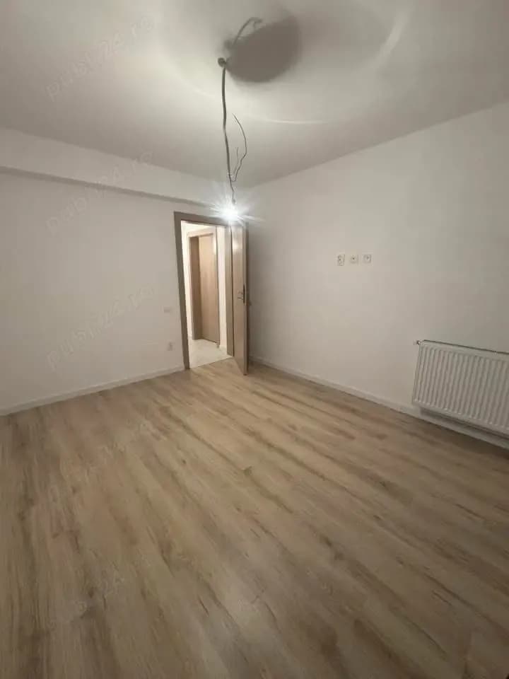 Apartament de inchiriat