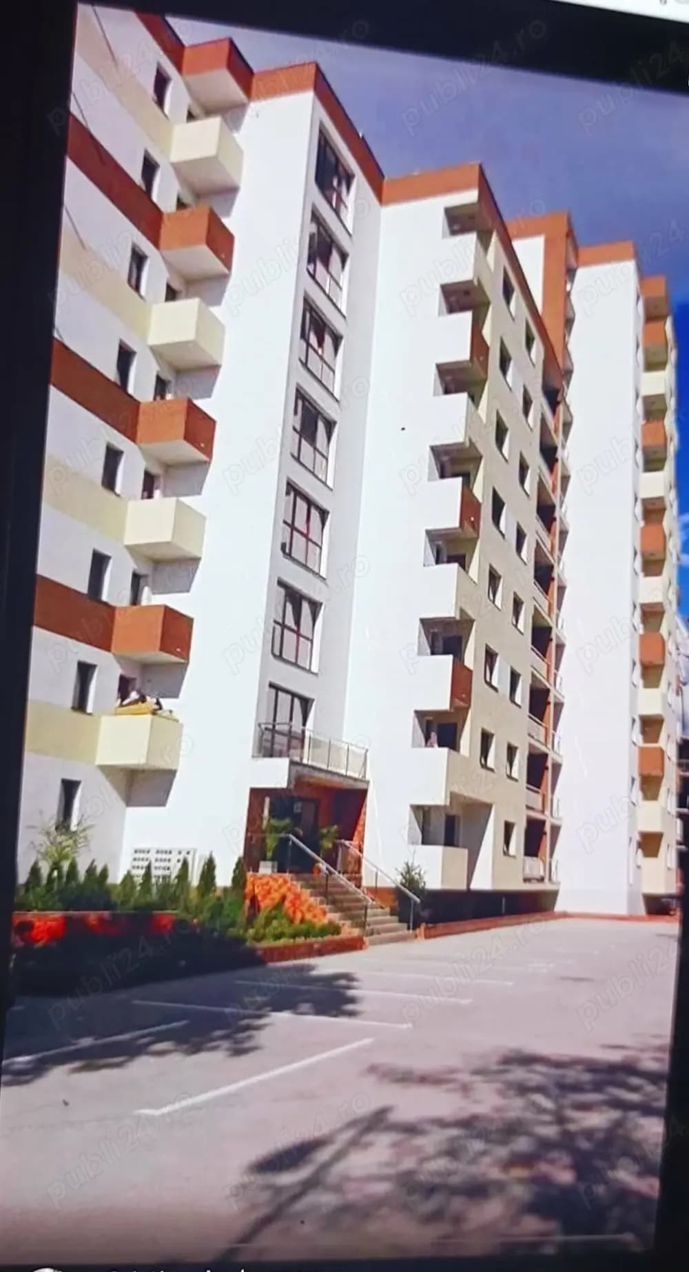 Vând garsonieră  Cochetă utilată și mobilata complet cu tot cu locul de parcare!. - imagine 1