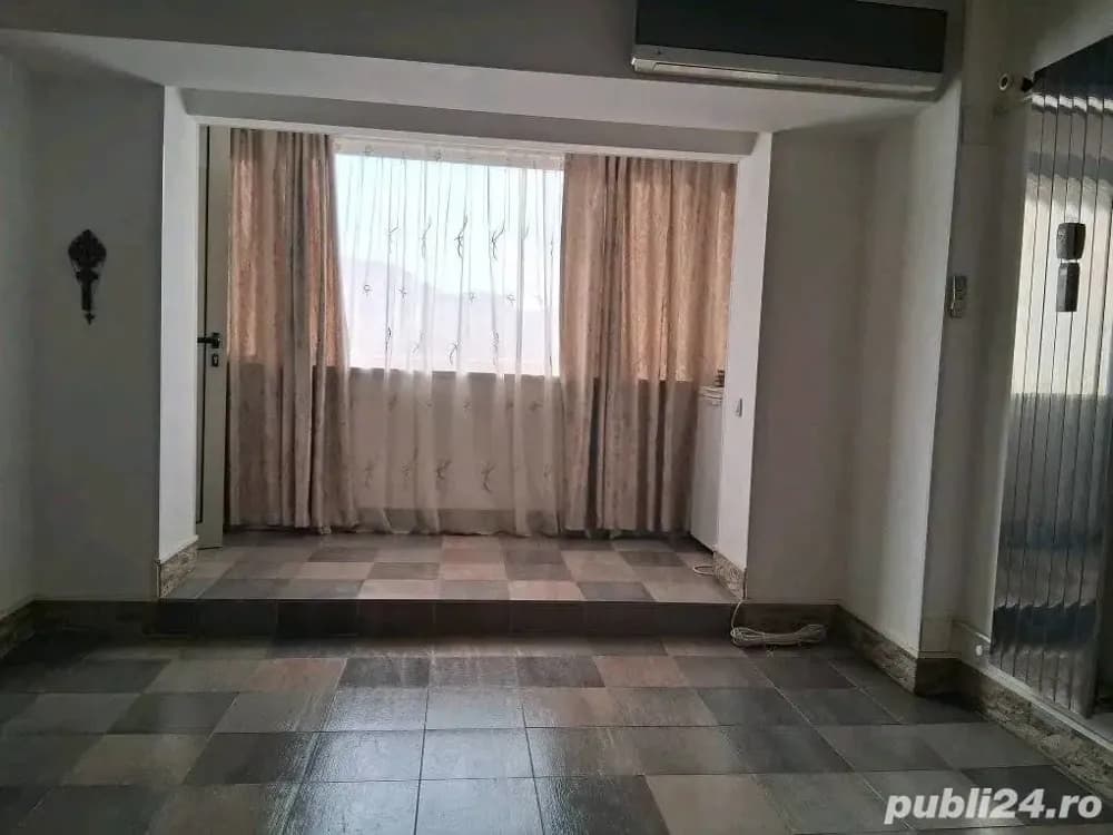 Vând garsoniera la 3 minute de Hotel Marriott 139.369 euro negociabil - imagine 1