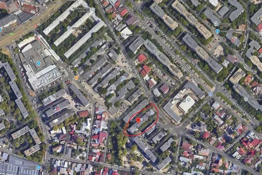 garsionera RAHOVA langa piata , etaj 3, 15mp, bloc din 1972